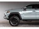 ダブルキャブ TRD PRO 新車並行車 4WD ワンオーナー ルナロックカラー レザーシート サンルーフ サイドステップ リフトアップ FOX専用サス JBLサウンド ベッドステップ TRDマフラー(33枚目)