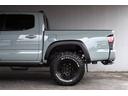 ダブルキャブ TRD PRO 新車並行車 4WD ワンオーナー ルナロックカラー レザーシート サンルーフ サイドステップ リフトアップ FOX専用サス JBLサウンド ベッドステップ TRDマフラー(34枚目)
