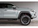 ダブルキャブ TRD PRO 新車並行車 4WD ワンオーナー ルナロックカラー レザーシート サンルーフ サイドステップ リフトアップ FOX専用サス JBLサウンド ベッドステップ TRDマフラー(36枚目)
