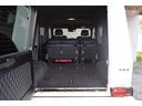 Ｇ６３　ＡＭＧレザーエクスクルーシブパッケージ　最終モデル　左ハンドル　サンルーフ　エクスクルーシブレザー　シートヒーター、クーラー　８インチコマンドナビ　各部ブラックアウト　アルカンターラヘッドライナー　２０インチＡＷ　記録簿　取説有（24枚目）