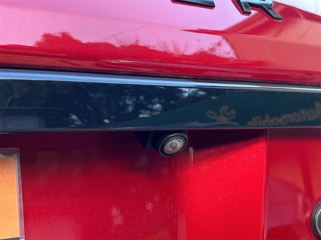 レンジローバーイヴォーククーペ ダイナミック　４ＷＤ　バックカメラ　オートクルーズコントロール　パワーシート　サンルーフ　ナビ　オートライト　電動リアゲート　アルミホイール　電動格納ミラー　シートヒーター　革シート　ＡＴ　ＣＤ　ＡＢＳ　ＥＳＣ（22枚目）