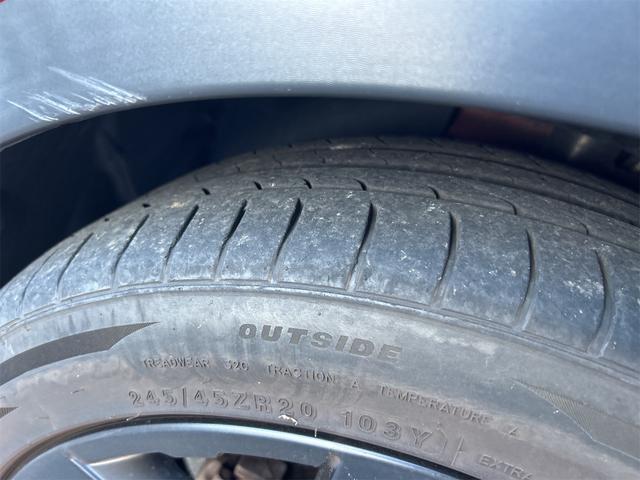 レンジローバーイヴォーククーペ ダイナミック　４ＷＤ　バックカメラ　オートクルーズコントロール　パワーシート　サンルーフ　ナビ　オートライト　電動リアゲート　アルミホイール　電動格納ミラー　シートヒーター　革シート　ＡＴ　ＣＤ　ＡＢＳ　ＥＳＣ（33枚目）