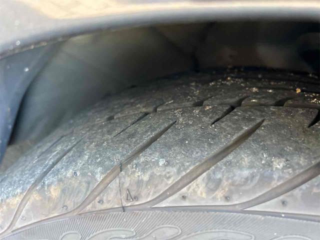 エクシーガ 2.5i-S 4WD ETC バックカメラ ナビ TV オートクルーズコントロール HID スマートキー 電動格納ミラー 3列シート フルフラット パワーシート CVT アルミホイール Bluetooth(12枚目)