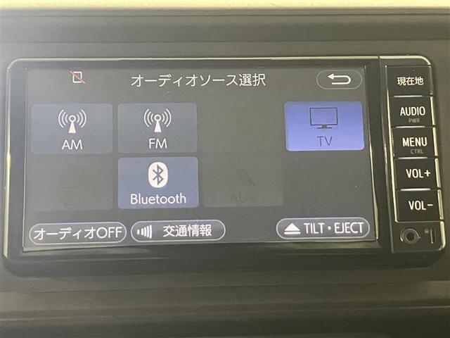 パッソ X LパッケージS 衝突回避支援ブレーキ機能 横滑り防止機能 Iストップ 盗難防止システム スマトキー リアカメラ ETC車載器 Wエアバック AUX ワンセグTV オートエアコン ナビTV 1オーナー エアバッグ(3枚目)