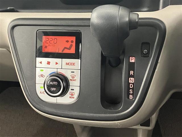 パッソ X LパッケージS 衝突回避支援ブレーキ機能 横滑り防止機能 Iストップ 盗難防止システム スマトキー リアカメラ ETC車載器 Wエアバック AUX ワンセグTV オートエアコン ナビTV 1オーナー エアバッグ(14枚目)