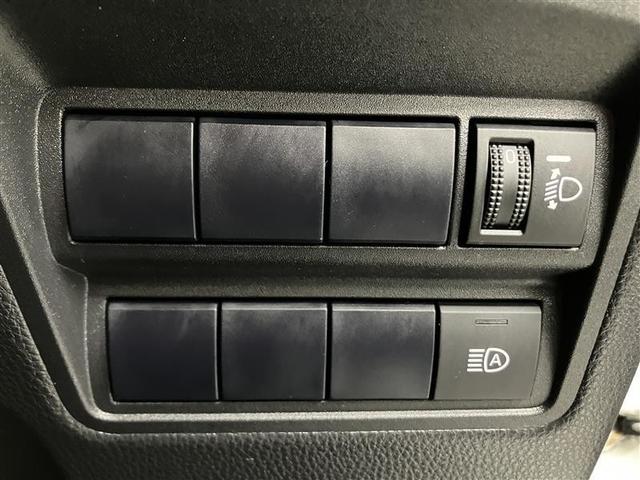 ヤリス ハイブリッドＺ　ＰＣＳ　ＡＷ　Ｂカメラ　ＬＥＤランプ　スマキー　ＥＴＣ付き　メディアプレイヤー接続　ＶＳＣ　パワステ　１オナ車　クルコン　カーテンエアバック　キーフリー　ＡＢＳ　エアコン　エアバッグ（28枚目）