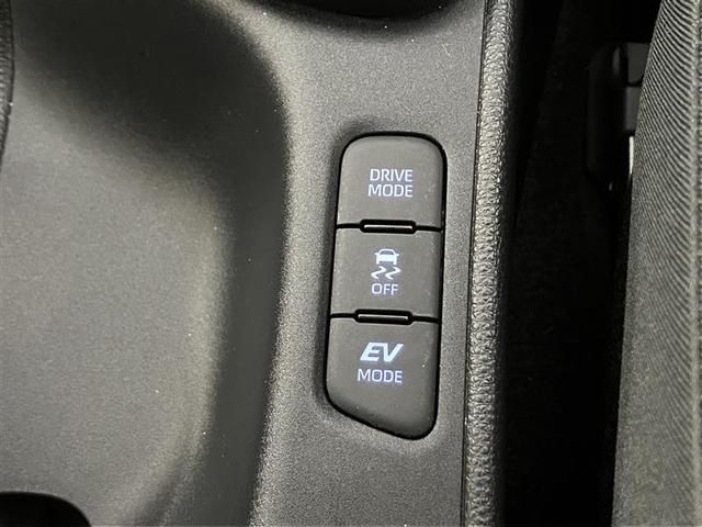 ヤリス ハイブリッドＺ　ＰＣＳ　ＡＷ　Ｂカメラ　ＬＥＤランプ　スマキー　ＥＴＣ付き　メディアプレイヤー接続　ＶＳＣ　パワステ　１オナ車　クルコン　カーテンエアバック　キーフリー　ＡＢＳ　エアコン　エアバッグ（29枚目）