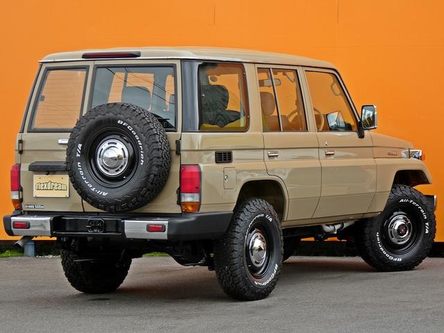 生産完了商品 入手困難 70周年記念限定 復刻版70ランクル GRJ76K 79K