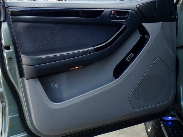 TOYOTA HILUX SURF SSR-G