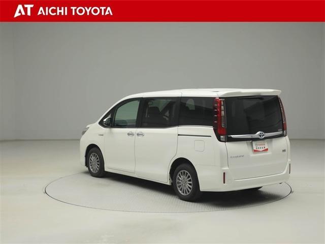 エスクァイア ハイブリッドＧｉ　Ｒカメラ　ＡＡＣ　ナビ＆ＴＶ　リアエアコン　地デジ　クルーズコントロール　ＬＥＤライト　キーレスエントリー　スマートキー付　ＤＶＤ再生可　エアバック　横滑防止装置　ドライブレコーダー　盗難防止システム（4枚目）