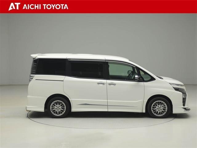 ヴォクシー ハイブリッドZS 煌III ドライブレコーダ 地デジTV リヤカメラ 1オナ車 Wエアコン スマートキー ミュージックプレイヤー接続可 DVD再生可 クルコン VSC キーレス アルミホイール ナビ&TV LEDヘッドランプ(7枚目)