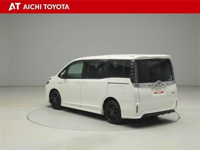 ヴォクシー ハイブリッドV スマートキープッシュスタート 盗難防止アラーム DVD再生可 Bモニター オートクルーズ Wエアバック ナビTV ESC ETC車載器 リモコンキー PS LEDヘットライト 運転席エアバック 3列(4枚目)