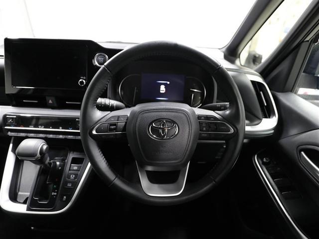 ヴォクシー S-Z ダブルエアコン 横滑り防止 ABS クルコン 衝突軽減システム キーレス スマキー パワーウィンドウ パワーステアリング ワンオーナー LEDヘッドライト 両側パワースライドドア エアコン 4WD(24枚目)