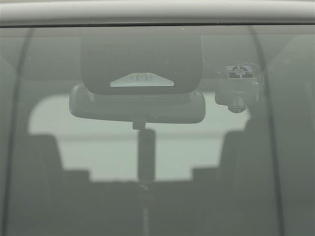 ヴォクシー S-Z ダブルエアコン 横滑り防止 ABS クルコン 衝突軽減システム キーレス スマキー パワーウィンドウ パワーステアリング ワンオーナー LEDヘッドライト 両側パワースライドドア エアコン 4WD(28枚目)