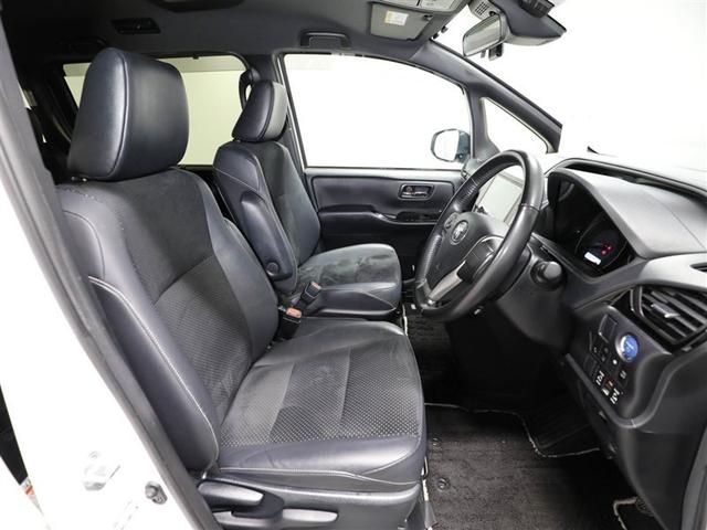 ヴォクシー ハイブリッドZS 煌III ドライブレコーダ 地デジTV リヤカメラ 1オナ車 Wエアコン スマートキー ミュージックプレイヤー接続可 DVD再生可 クルコン VSC キーレス アルミホイール ナビ&TV LEDヘッドランプ(19枚目)