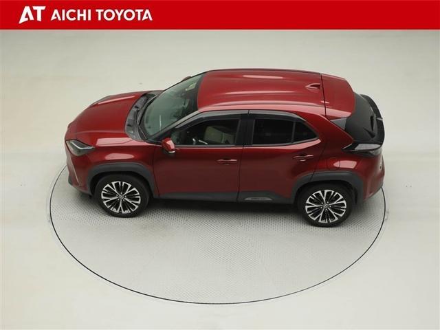 ヤリスクロス ハイブリッドＺ　ドライブレコーダ　インテリジェントキー　アルミホイル　ＬＥＤライト　１オ－ナ－　リアカメラ　ナビ　クルーズコントロール　横滑り防止システム　メモリーナビゲーション　電動シ－ト　パワステ　オートエアコン（11枚目）