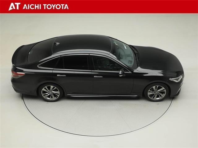 クラウンハイブリッド ＲＳアドバンス　地デジ　衝突被害軽減装置　ドライブレコーダ　ワンオーナ　黒革シート　ＬＥＤヘットライト　後カメラ　クルコン　ＡＣ　Ｐシート　エアバッグ　ナビＴＶ　セキュリティーアラーム　キーフリー　スマートキ　アルミ（15枚目）