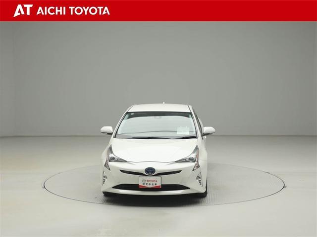 プリウス Ａプレミアム　黒革シート　ＬＥＤライト　地デジフルセグ　Ｒカメラ　スマキー　クルコン　メモリナビ　ＡＣ　ＥＴＣ　キーレスエントリー　ミュージックプレイヤー接続可　イモビ　アルミホイール　ＤＶＤ再生　サイドエアバッグ（9枚目）