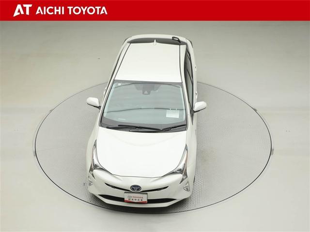 プリウス Ａプレミアム　黒革シート　ＬＥＤライト　地デジフルセグ　Ｒカメラ　スマキー　クルコン　メモリナビ　ＡＣ　ＥＴＣ　キーレスエントリー　ミュージックプレイヤー接続可　イモビ　アルミホイール　ＤＶＤ再生　サイドエアバッグ（17枚目）