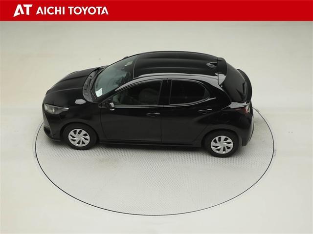 ヤリス Ｘ　ＰＣＳ　スマートキーシステム　元レンタカー　横滑り防止装置付き　ワイヤレスキー　バックガイドモニター　盗難防止　サイドエアバック　エアコン　Ｗエアバッグ　パワーウインドウ　ＥＴＣ付き　パワステ　ナビ（11枚目）