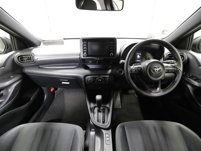 ヤリス Ｘ　ＰＣＳ　スマートキーシステム　元レンタカー　横滑り防止装置付き　ワイヤレスキー　バックガイドモニター　盗難防止　サイドエアバック　エアコン　Ｗエアバッグ　パワーウインドウ　ＥＴＣ付き　パワステ　ナビ（18枚目）