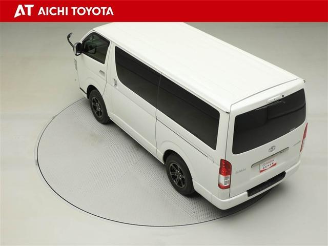 ハイエースバン スーパーGL ダークプライム 両側電動ドア 衝突軽減 DVD再生 ミュージックプレイヤー接続可 キーレス 4WD ETC 横滑り防止機能 メモリーナビ ドラレコ LEDヘッドランプ Wエアバック アルミホイール エアコン TVナビ(12枚目)