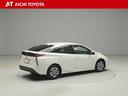 プリウス Ａプレミアム　黒革シート　ＬＥＤライト　地デジフルセグ　Ｒカメラ　スマキー　クルコン　メモリナビ　ＡＣ　ＥＴＣ　キーレスエントリー　ミュージックプレイヤー接続可　イモビ　アルミホイール　ＤＶＤ再生　サイドエアバッグ（6枚目）