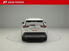 『ＴＯＹＯＴＡ認定中古車』は「まるごとクリーニング」で綺麗な内外装、「車両検査証」はプロによるチェック、買ってからも安心の「ロングラン保証」、３つの安心安全を標準装備したトヨタのブランドＵ-Ｃａｒです 5