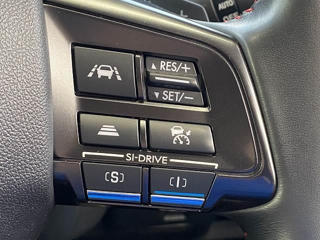 1.6STI Sport EyeSight アドバンスドセー 衝突軽減 レーダークルーズコントロール シートヒーター 革シート パワーシート スマートキー ブラインドスポット ETC SDナビ地デジ アイドリングストップ パドルシフト フォグランプ(5枚目)
