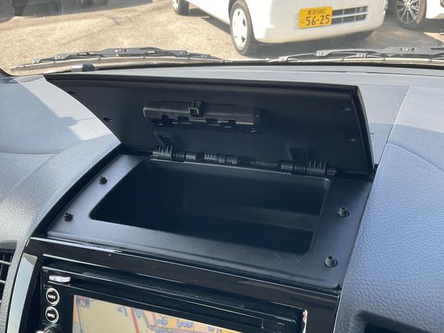 リミテッドＩＩ　ＥＴＣ　両側スライドドア　ナビ　ＴＶ　ＨＩＤ　スマートキー　電動格納ミラー　ベンチシート　ＣＶＴ　盗難防止システム　ＡＢＳ　ＥＳＣ　ＣＤ　ＤＶＤ再生　ＵＳＢ　ミュージックプレイヤー接続可(27枚目)