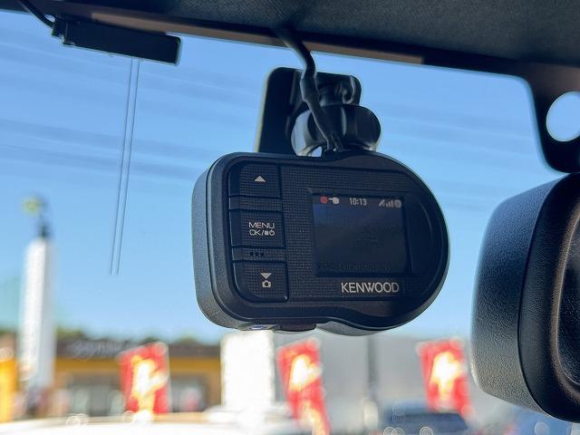 ジープ・ラングラーアンリミテッド 　リクライニングキット　後席モニター　ＡＬＰＩＮＥスピーカー　メモリーナビＴＶ　クルーズコントロール　サイド・バックカメラ　黒革シート　シートヒーター　アクセスグリップ　サイドステップ　１８インチアルミ（13枚目）