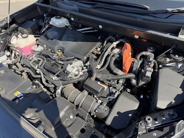 ＲＡＶ４ ハイブリッドＸ　１オーナー　レーダークルーズコントロール　純正ナビＴＶ　バックカメラ　ステアリングスイッチ　ＬＥＤヘッド　オートマチックハイビーム　電動パーキング　純正１７インチアルミ　スマートキー　オートライト（20枚目）