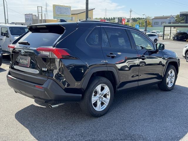 ＲＡＶ４ ハイブリッドＸ　１オーナー　レーダークルーズコントロール　純正ナビＴＶ　バックカメラ　ステアリングスイッチ　ＬＥＤヘッド　オートマチックハイビーム　電動パーキング　純正１７インチアルミ　スマートキー　オートライト（24枚目）