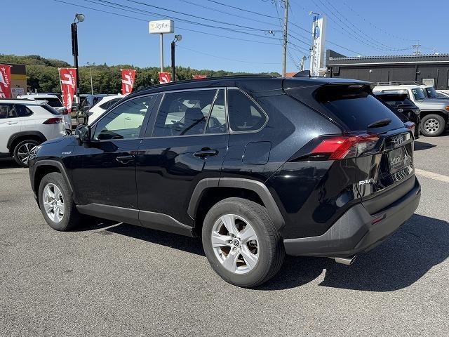 ＲＡＶ４ ハイブリッドＸ　１オーナー　レーダークルーズコントロール　純正ナビＴＶ　バックカメラ　ステアリングスイッチ　ＬＥＤヘッド　オートマチックハイビーム　電動パーキング　純正１７インチアルミ　スマートキー　オートライト（26枚目）