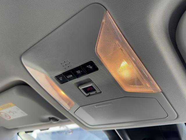 ＲＡＶ４ ハイブリッドＸ　１オーナー　レーダークルーズコントロール　純正ナビＴＶ　バックカメラ　ステアリングスイッチ　ＬＥＤヘッド　オートマチックハイビーム　電動パーキング　純正１７インチアルミ　スマートキー　オートライト（55枚目）