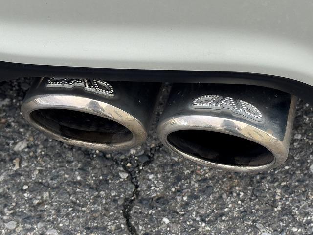 プリウス S 純正8型SDナビTV バックカメラ Bluetooth接続 HIDヘッド 社外フロント・リアバンパー スマートキー プッシュスタート ステアリングスイッチ ビルドインETC 純正15インチアルミ(14枚目)