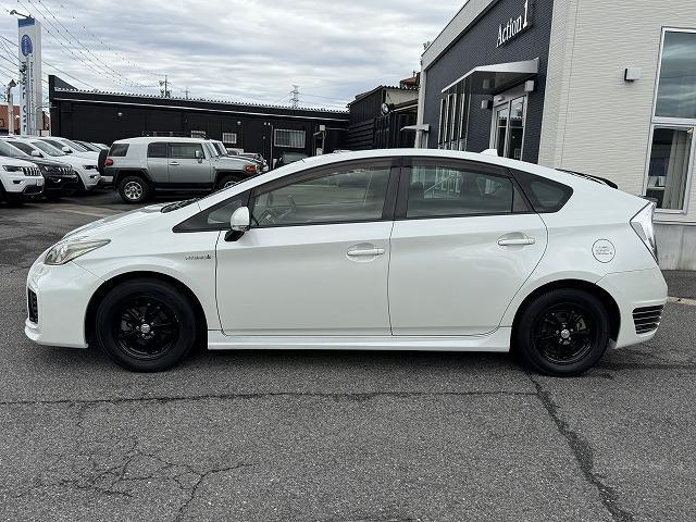 プリウス S 純正8型SDナビTV バックカメラ Bluetooth接続 HIDヘッド 社外フロント・リアバンパー スマートキー プッシュスタート ステアリングスイッチ ビルドインETC 純正15インチアルミ(27枚目)