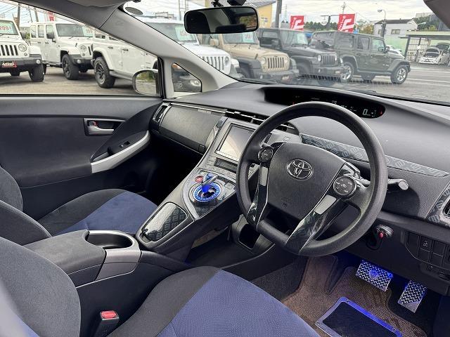 プリウス S 純正8型SDナビTV バックカメラ Bluetooth接続 HIDヘッド 社外フロント・リアバンパー スマートキー プッシュスタート ステアリングスイッチ ビルドインETC 純正15インチアルミ(39枚目)