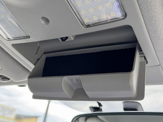 プリウス S 純正8型SDナビTV バックカメラ Bluetooth接続 HIDヘッド 社外フロント・リアバンパー スマートキー プッシュスタート ステアリングスイッチ ビルドインETC 純正15インチアルミ(62枚目)