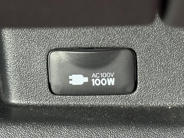 ハイエースバン スーパーGL ダークプライム ベットキット 社外フロントバンパー 社外テール 社外16インチアルミ フリップダウンモニター 社外ナビTV バックカメラ AC100V電源 両側スライドドア スマートキー ウッドコンビステアリング(13枚目)