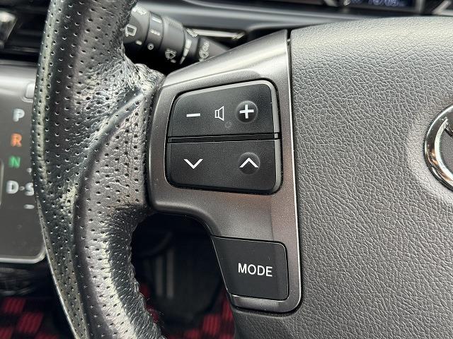 ハイエースバン スーパーGL ダークプライム ベットキット 社外フロントバンパー 社外テール 社外16インチアルミ フリップダウンモニター 社外ナビTV バックカメラ AC100V電源 両側スライドドア スマートキー ウッドコンビステアリング(14枚目)