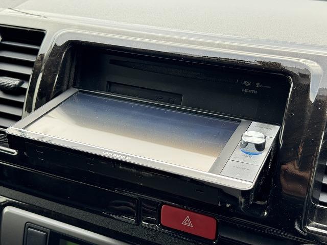 ハイエースバン スーパーGL ダークプライム ベットキット 社外フロントバンパー 社外テール 社外16インチアルミ フリップダウンモニター 社外ナビTV バックカメラ AC100V電源 両側スライドドア スマートキー ウッドコンビステアリング(50枚目)