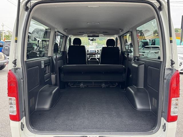 ハイエースバン ロングスーパーGL 両側電動スライドドア フリップダウンモニター 純正ナビTV バックカメラ 社外15インチアルミ LEDヘッド ステアリングスイッチ オートエアコン キーレスエントリー Bluetooth接続 ETC(17枚目)