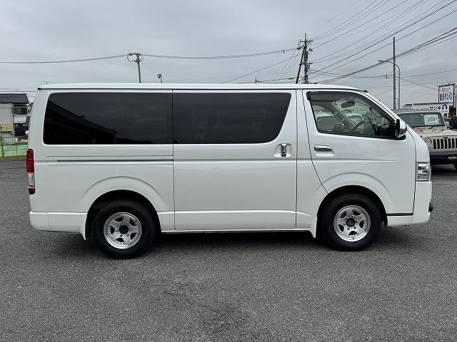 ハイエースバン ロングスーパーGL 両側電動スライドドア フリップダウンモニター 純正ナビTV バックカメラ 社外15インチアルミ LEDヘッド ステアリングスイッチ オートエアコン キーレスエントリー Bluetooth接続 ETC(23枚目)