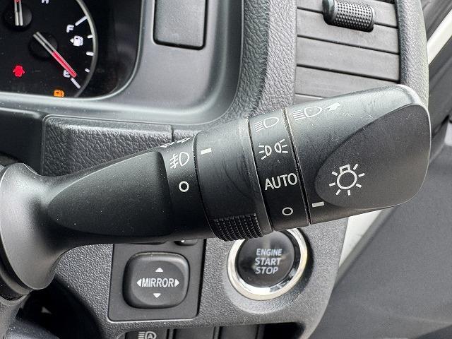 ハイエースバン ロングスーパーGL トヨタセーフティセンス モデリスタエアロ 社外ナビTV フリップダウンモニター バックカメラ 両側スライドドア 100V電源 LEDヘッド オートマチックハイビーム スマートキー 社外15インチアルミ(12枚目)