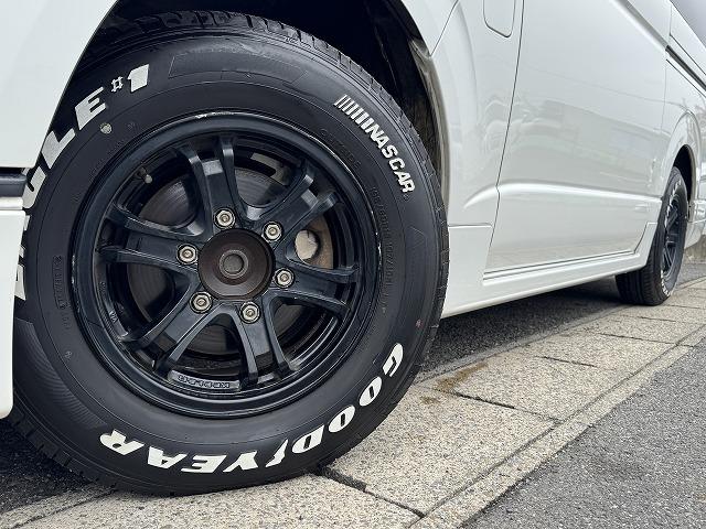 ハイエースバン ロングスーパーGL トヨタセーフティセンス モデリスタエアロ 社外ナビTV フリップダウンモニター バックカメラ 両側スライドドア 100V電源 LEDヘッド オートマチックハイビーム スマートキー 社外15インチアルミ(28枚目)