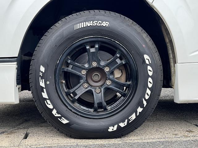 ハイエースバン ロングスーパーGL トヨタセーフティセンス モデリスタエアロ 社外ナビTV フリップダウンモニター バックカメラ 両側スライドドア 100V電源 LEDヘッド オートマチックハイビーム スマートキー 社外15インチアルミ(32枚目)