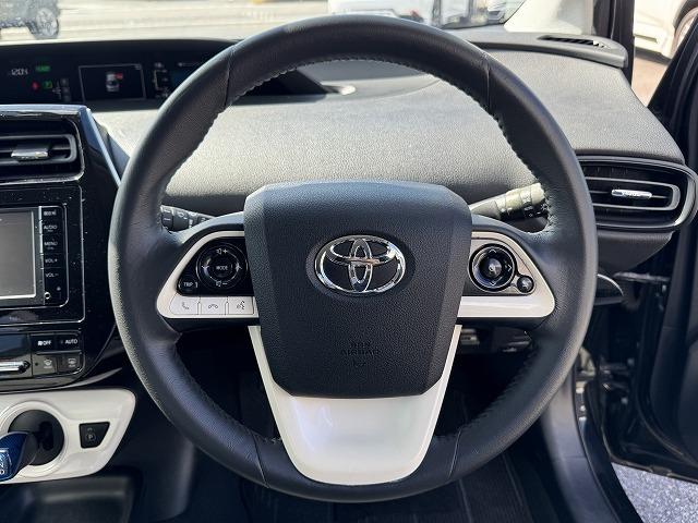 プリウス S 社外フルエアロ 純正ナビTV バックカメラ LEDヘッド スマートキー ステアリングスイッチ シートカバー 前後ドライブレコーダー 純正15インチアルミ オートライト Bluetooth接続 ETC(9枚目)