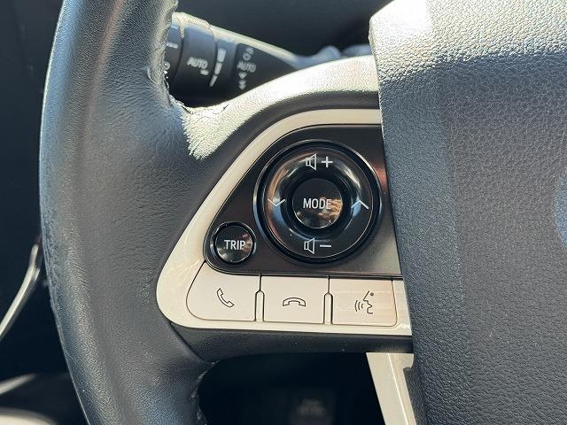 プリウス Sセーフティプラス トヨタセーフティセンス レーダークルーズコントロール 社外ナビTV バックカメラ パーキングアシスト LEDヘッド オートマチックハイビーム クリアランスソナー ステアリングスイッチ 15インチアルミ(12枚目)