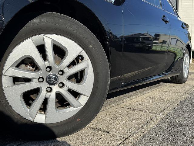 プリウス Sセーフティプラス トヨタセーフティセンス レーダークルーズコントロール 社外ナビTV バックカメラ パーキングアシスト LEDヘッド オートマチックハイビーム クリアランスソナー ステアリングスイッチ 15インチアルミ(28枚目)